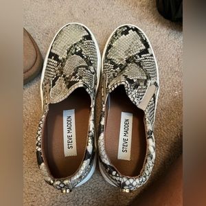 Steve Madden size 6